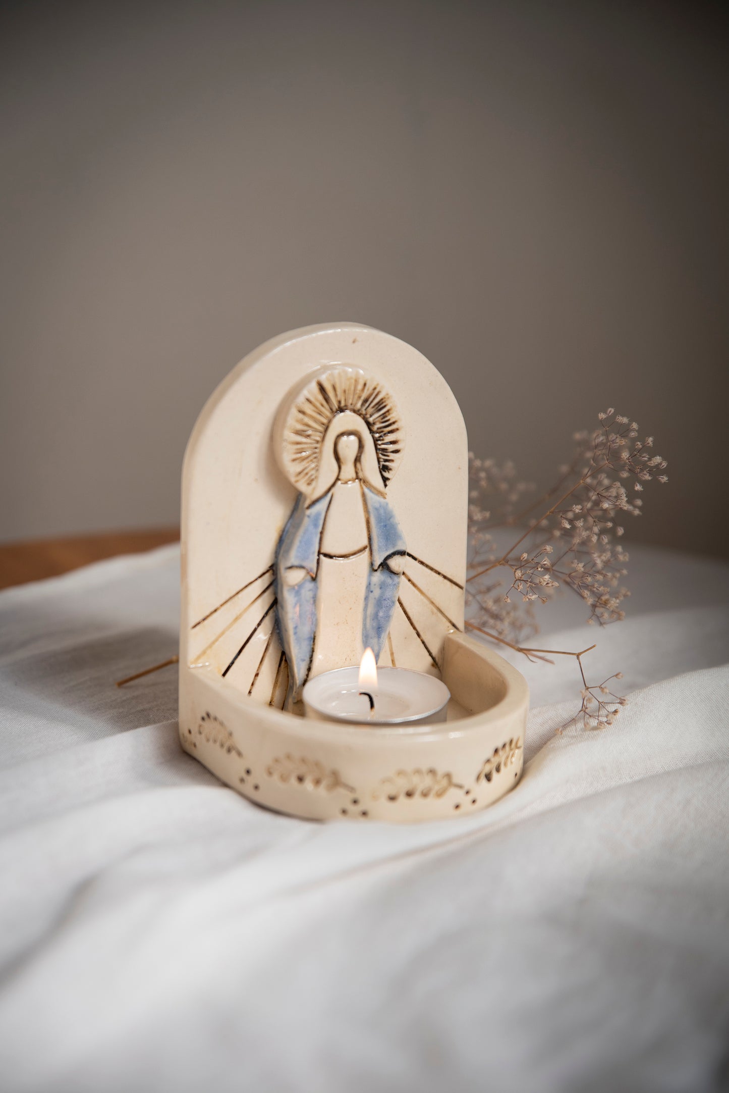 Altar de cerámica Virgen de los Rayos