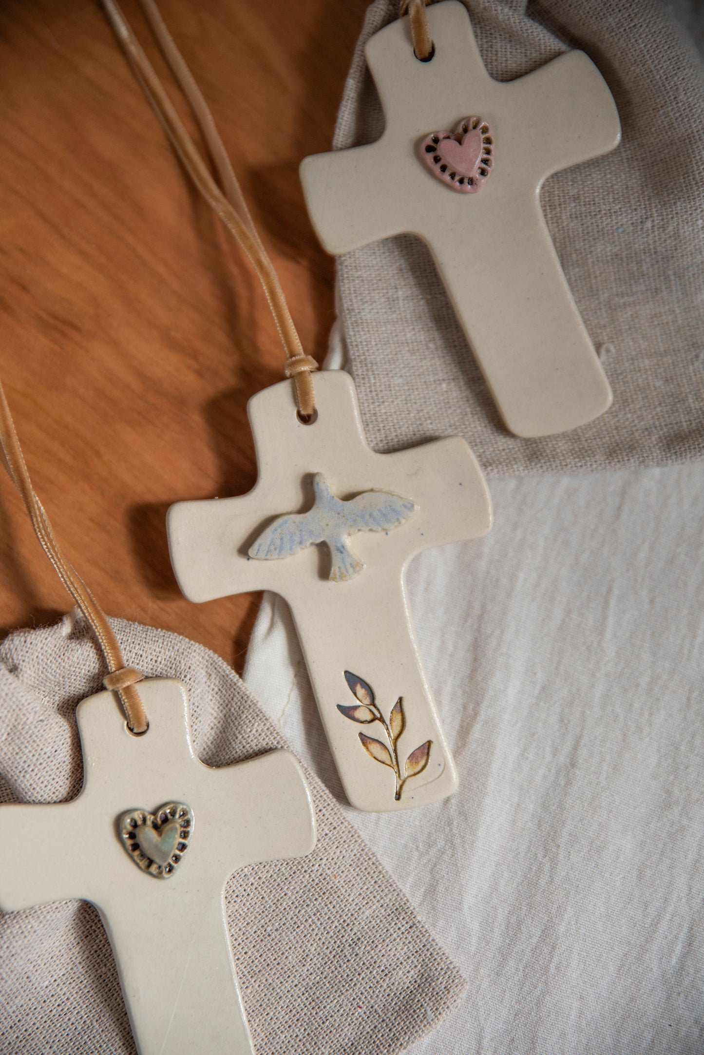 Cruces de cerámica + bolsita