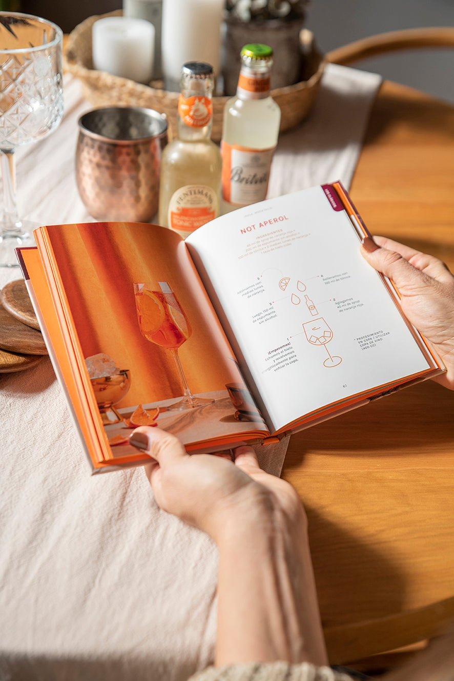 Libro ¡Hola Mocktails! de Manu Iturrieta