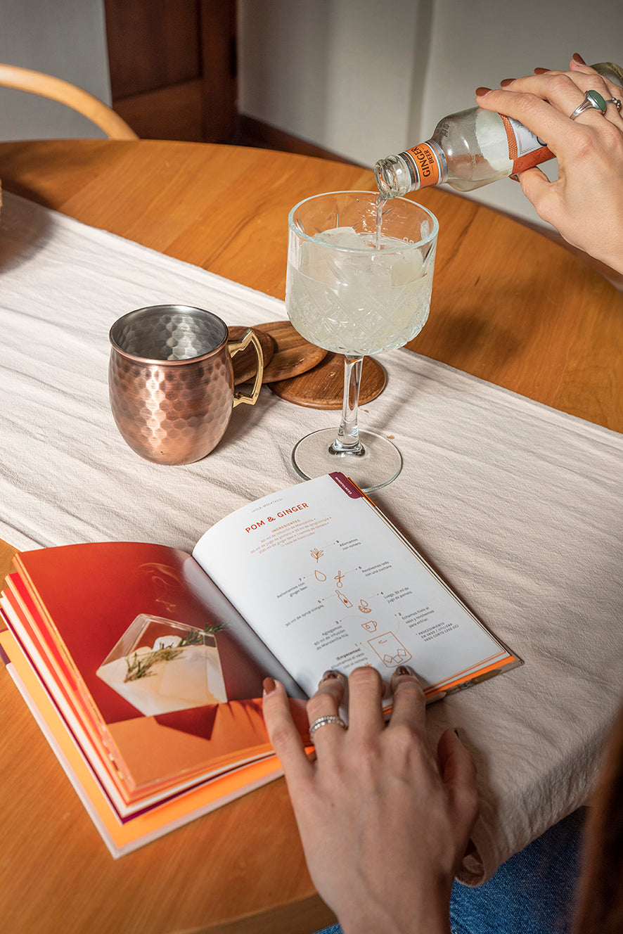 Libro ¡Hola Mocktails! de Manu Iturrieta