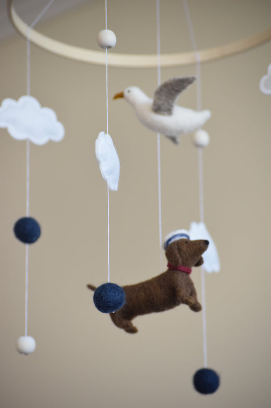 Móvil Perro Salchica