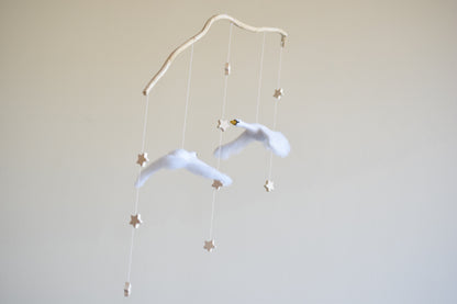 Móvil cisnes volando