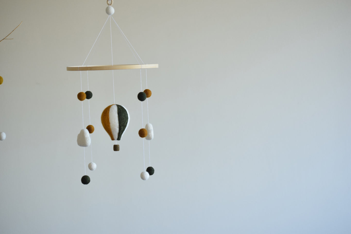 Móvil globo aerostático individual