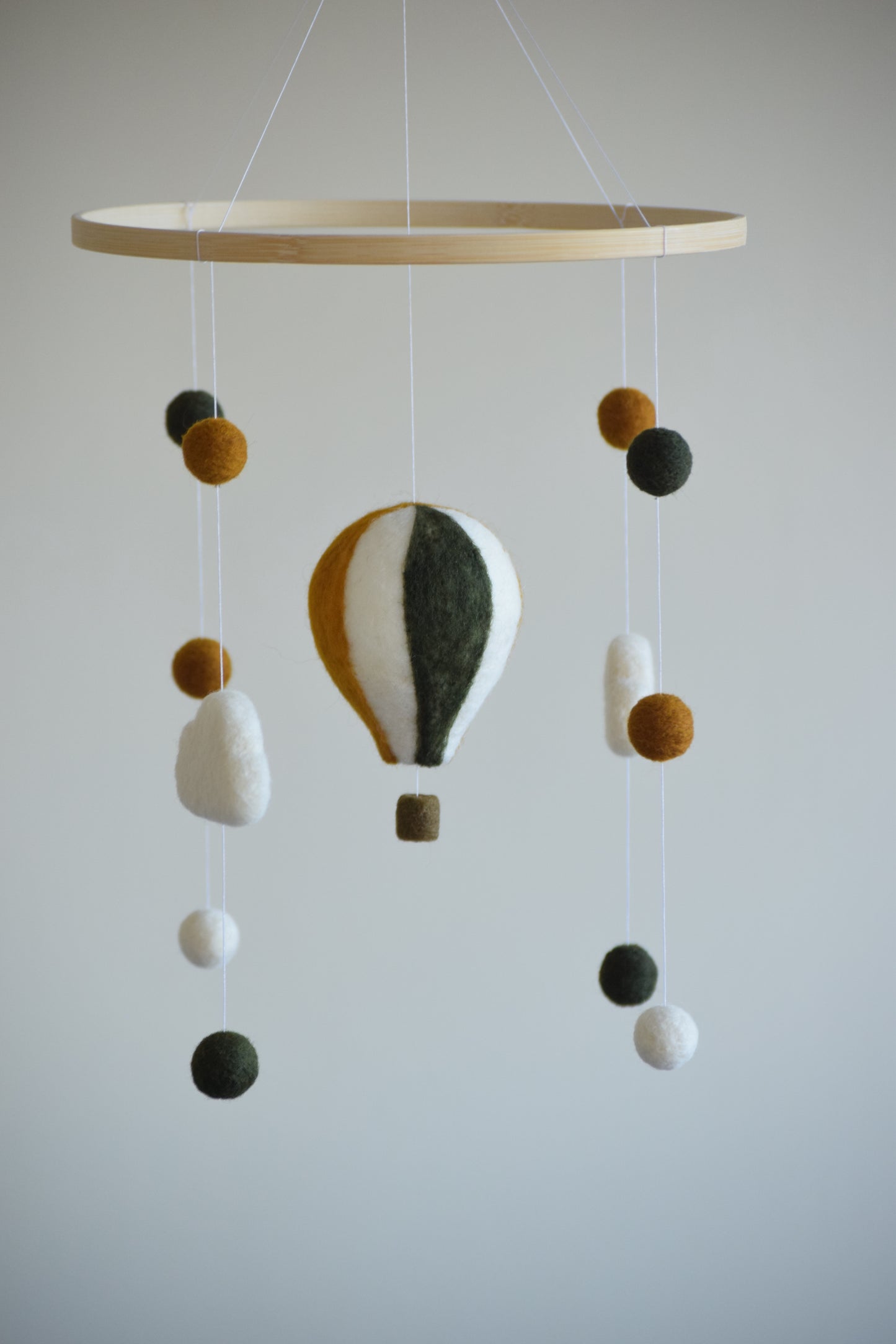 Móvil globo aerostático individual