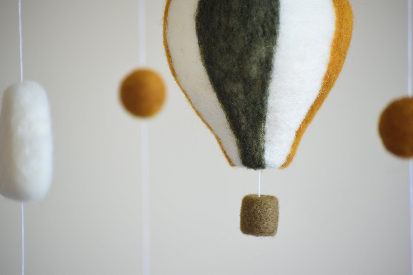 Móvil globo aerostático individual