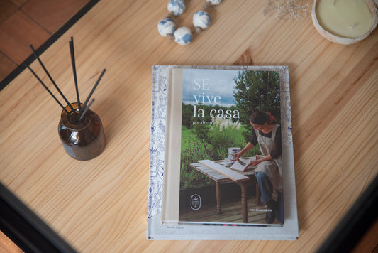 Libro SE Vive la casa de Sol Echevarría