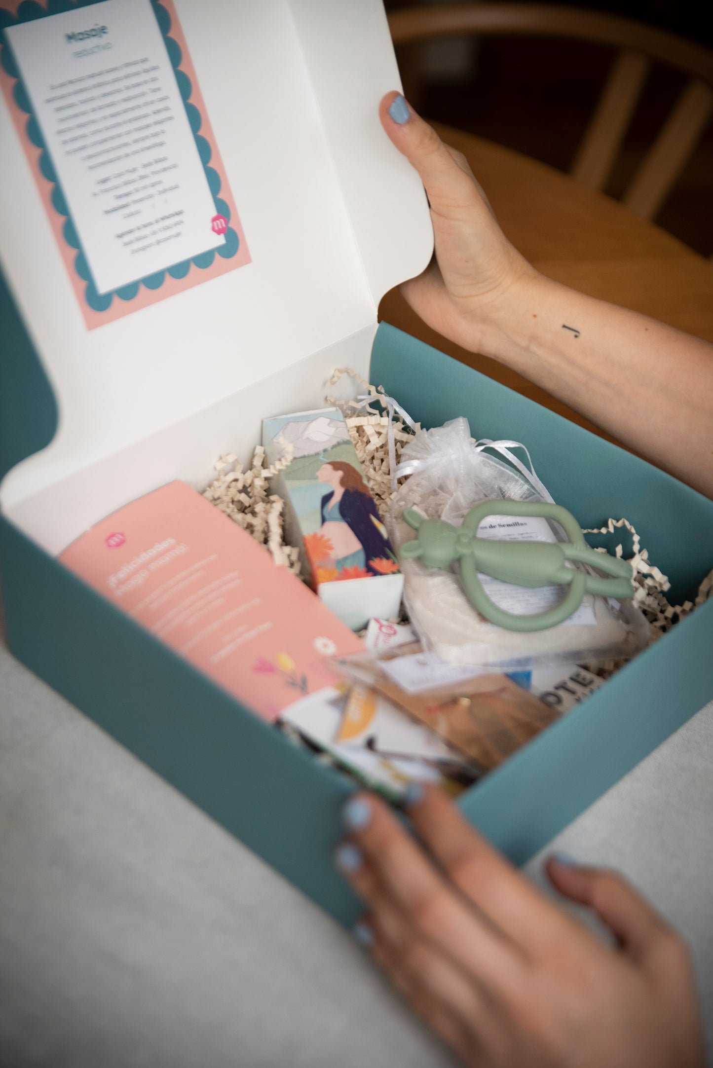 Caja Futura mamá con masaje reductivo en Casa mujer