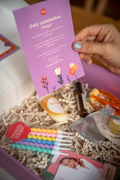 Caja Cumpleaños con taller por un mes de Yoga Facial pro