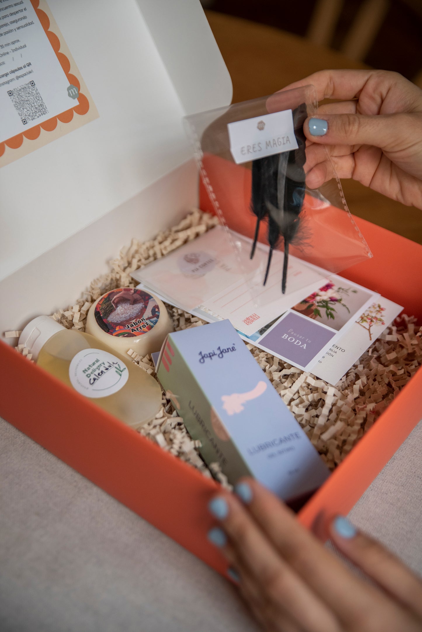 Caja Me caso taller zona erogénicas