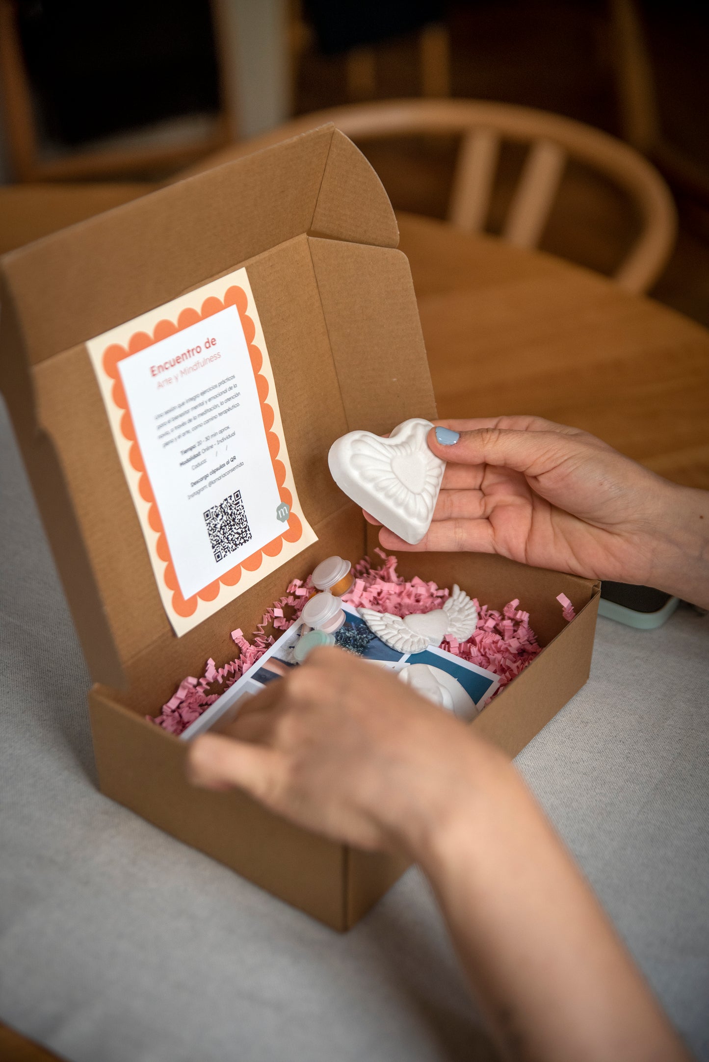 Caja me caso taller encuentro de arte y mindfulness para la novia
